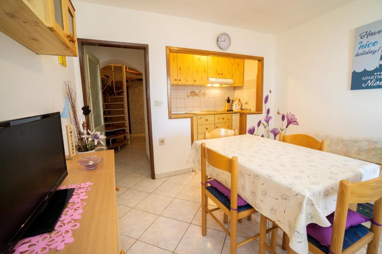 Apartment Nives Umago Esterno foto